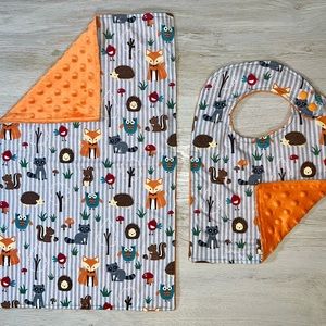 NEW 🪡 Handmade Woodland Creatures Baby to Toddler Bib and Burp Cloth Set